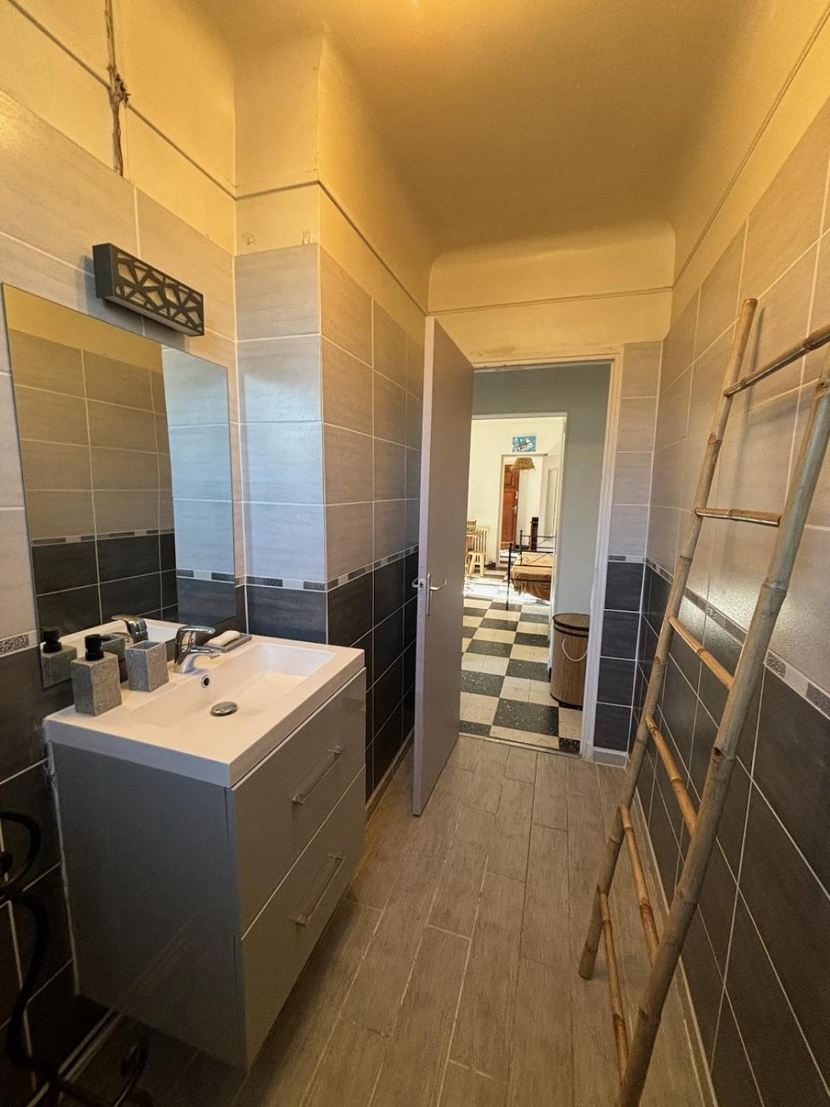 Appartement Chateauneuf Les Martigues מראה חיצוני תמונה